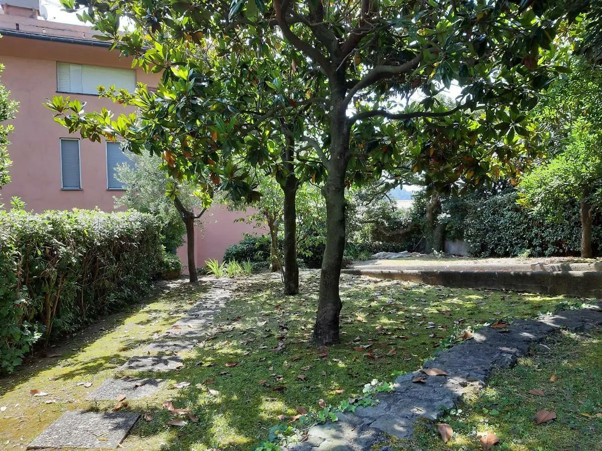 Apartment Casa Isotta By Holiday World Bonassola Italy